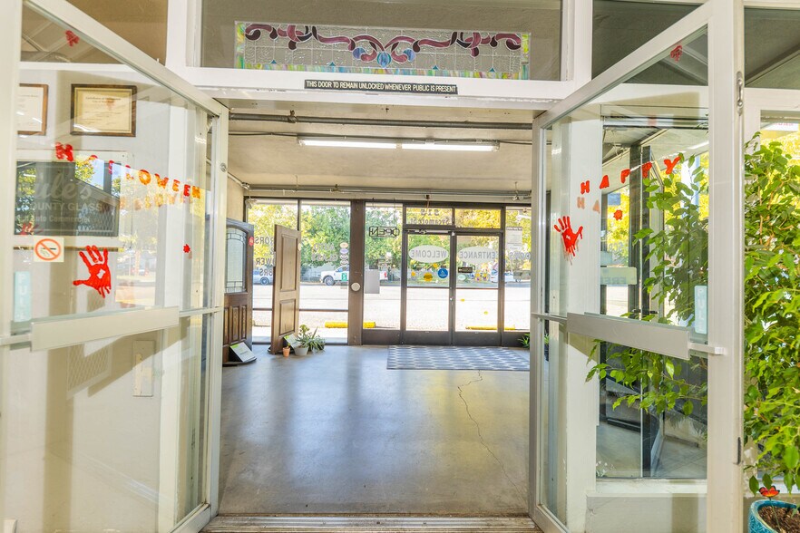 More Photos Of 515 Sycamore St, Red Bluff Industrial For Sale