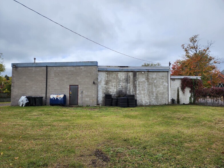 More Photos Of 208 Ridge Rd, Fort Erie Flex For Sale