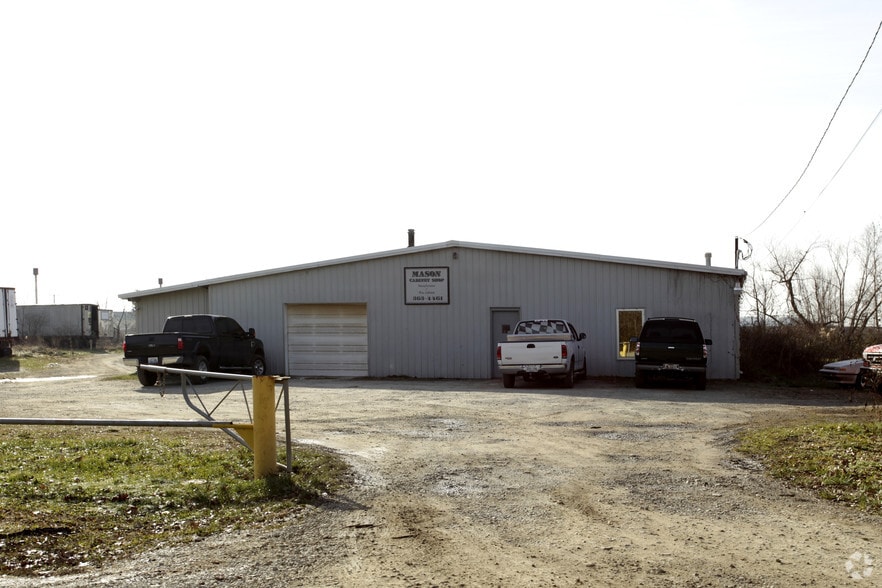 More Photos Of 4652 Knopp Ave, Louisville Warehouse For Sale