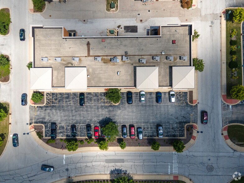 More Photos Of 801-875 N Randall Rd, Batavia Unknown For Lease