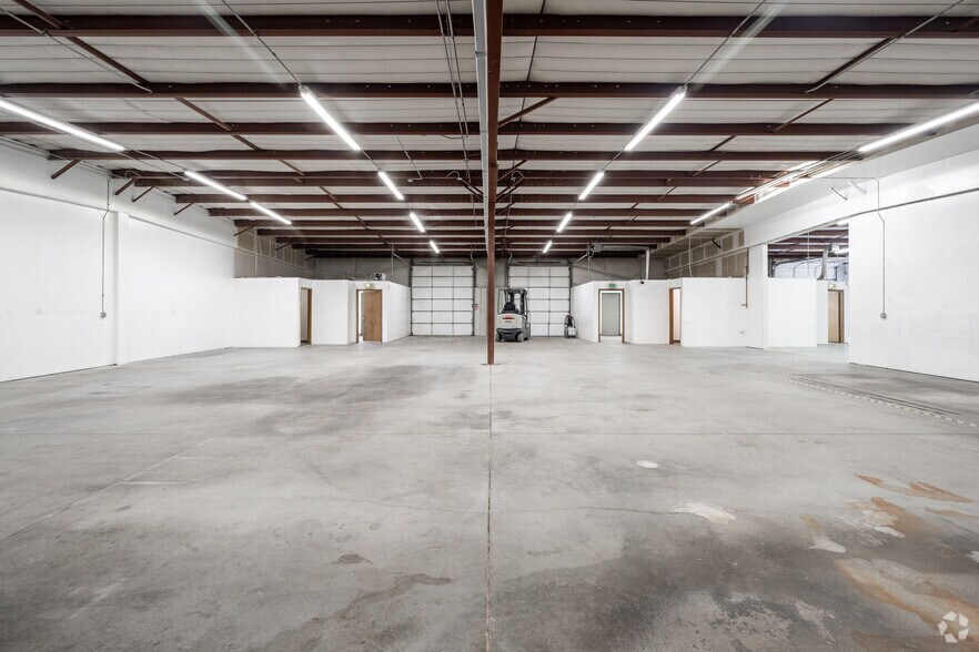 More Photos Of 6321 N Washington St, Denver Warehouse For Lease