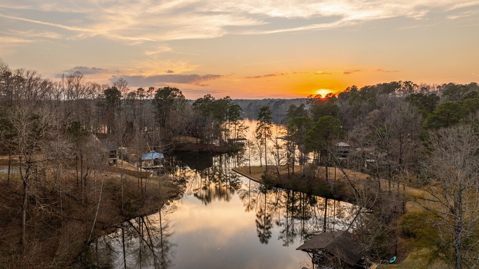 More Photos Of 402 Cliffside dr, Titus Land For Sale