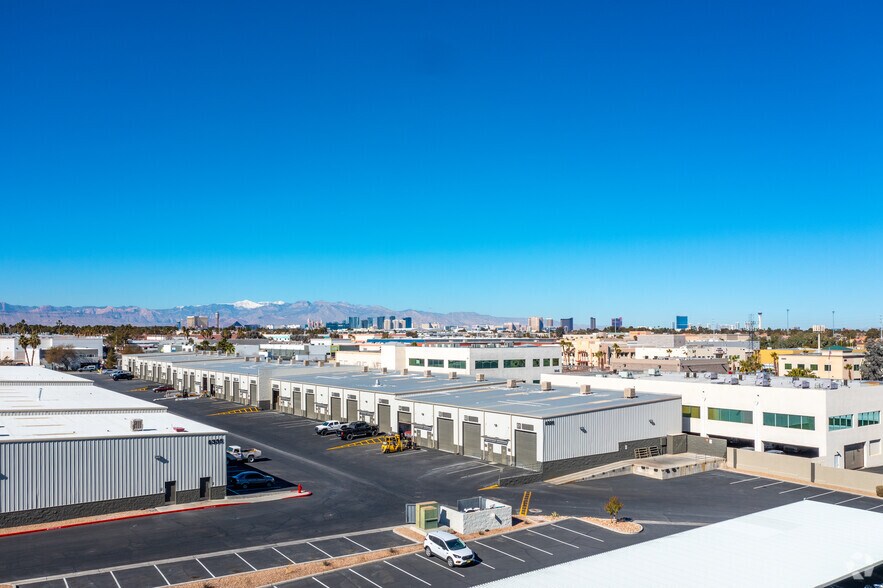 More Photos Of 6325 S Pecos Rd, Las Vegas Warehouse For Lease