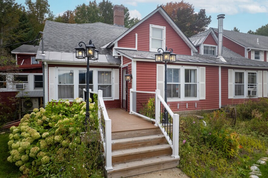 More Photos Of 78 Cream Hill Rd, Mendon Hospitality For Sale