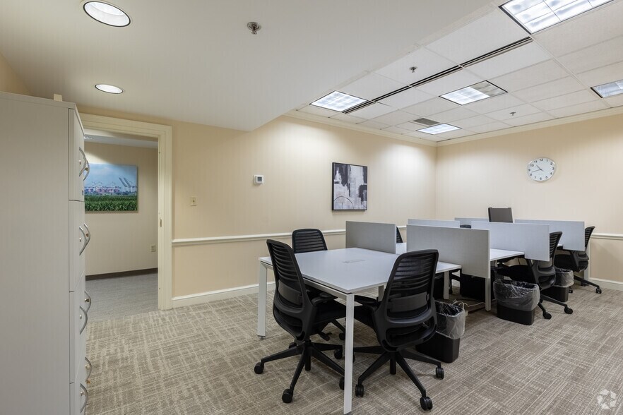More Photos Of 22 Bull St, Savannah Coworking Space