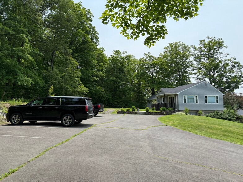 More Photos Of 241 Albany Tpke, Canton Storefront Retail Office For Lease