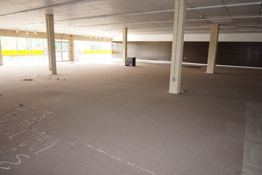 More Photos Of 1701-1707 Bethlehem Pike, Hatfield Freestanding For Lease