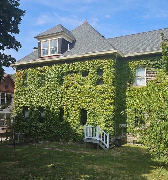 More Photos Of 1012 Philadelphia St, Indiana Office Residential For Sale