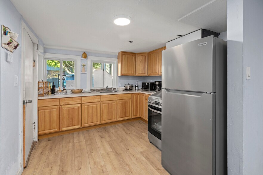 More Photos Of 3021 22nd St, San Francisco Apartments For Sale