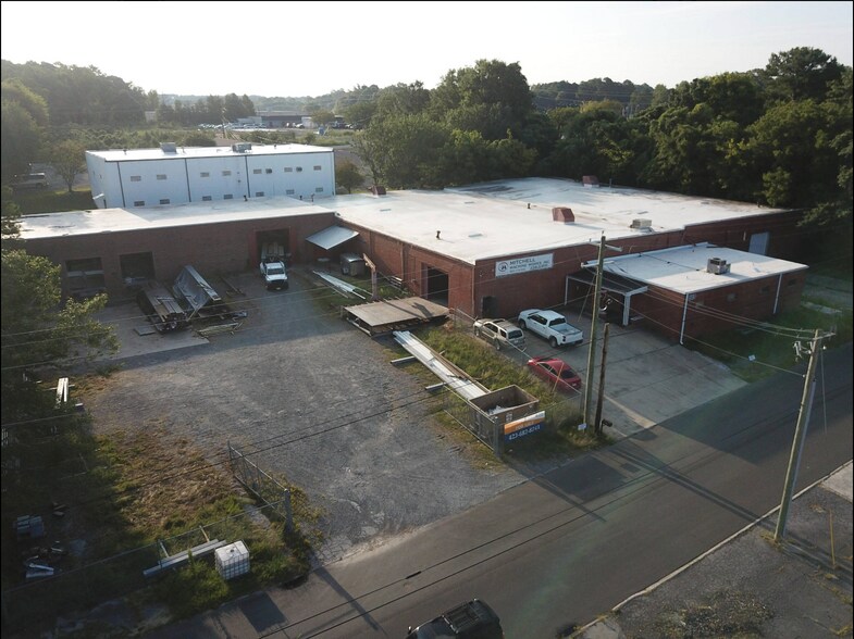 More Photos Of 503 11th Ave, Dalton Manufacturing For Sale