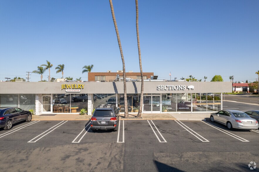 More Photos Of 369 E 17th St, Costa Mesa Storefront Retail Office For Lease