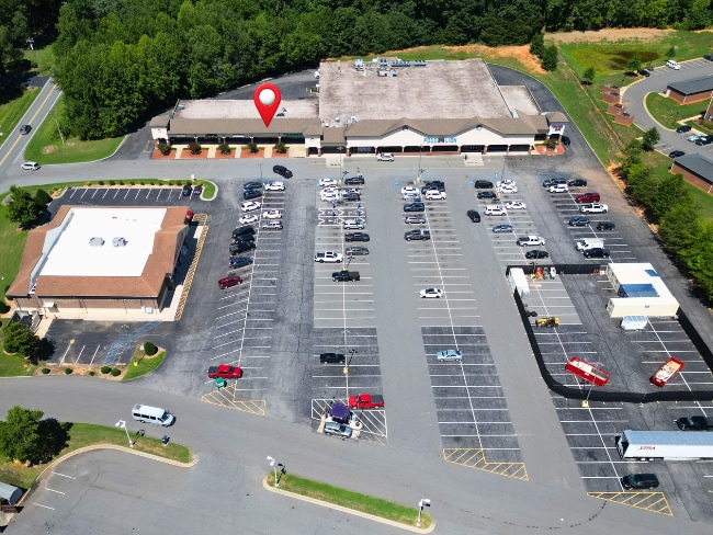 More Photos Of 1128-1132 Freeway Dr, Reidsville Unknown For Lease