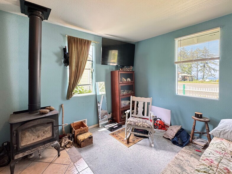 More Photos Of 16672 Frontier st, Clallam Bay Specialty For Sale