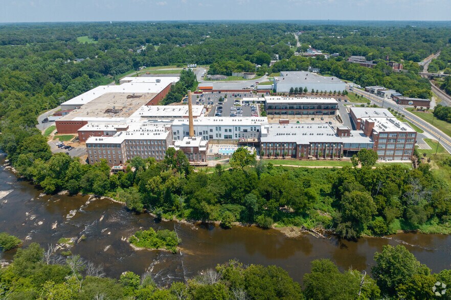 More Photos Of 116 E Main St, Haw River Apartments For Lease