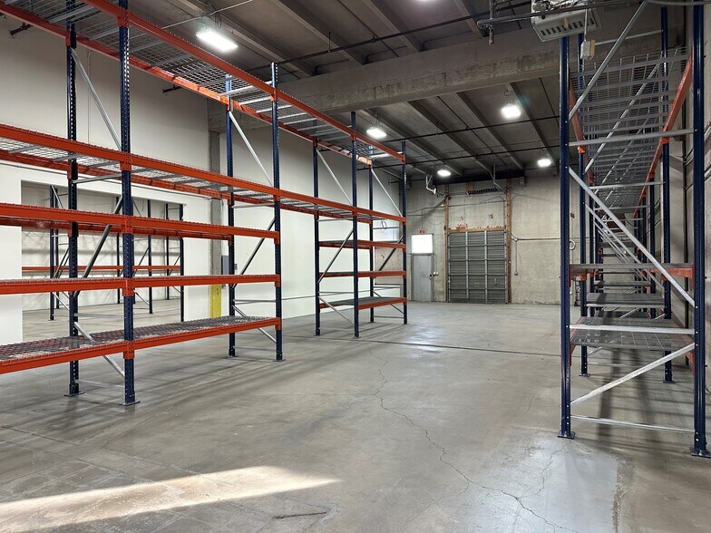 More Photos Of 2075 S Valentia St, Denver Warehouse For Sale