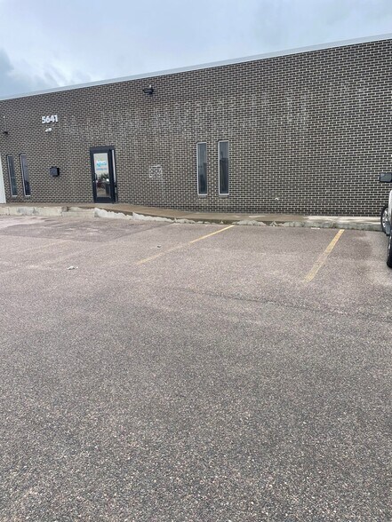 More Photos Of 5641 N Washington St, Denver Manufacturing For Lease