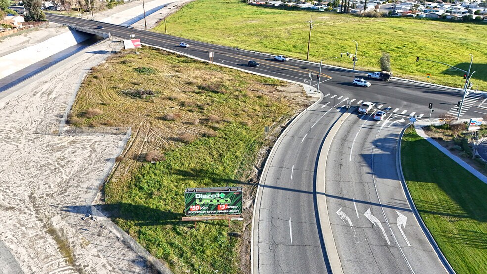 More Photos Of 43612 Florida Avenue, Hemet Land For Sale