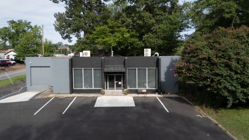 More Photos Of 51 Austin Ave NE, Marietta Light Distribution For Sale