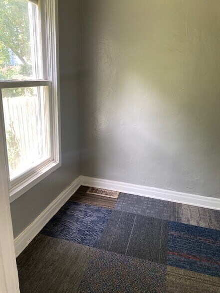 More Photos Of 11 Maria St, Rochester Apartments For Sale