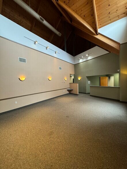 More Photos Of 2214 5th St, White Bear Lake Medical For Sale