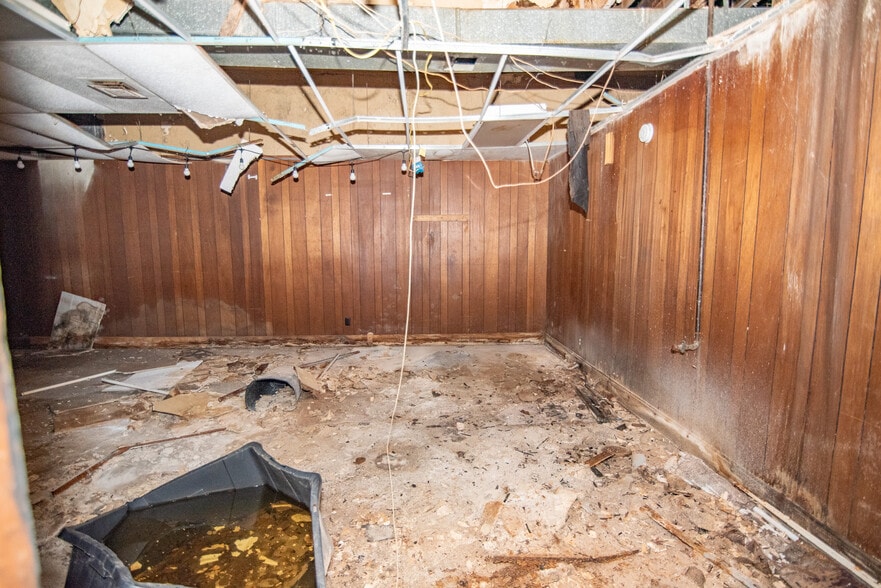 More Photos Of 3301-3317 Garrison Blvd, Baltimore General Retail For Sale