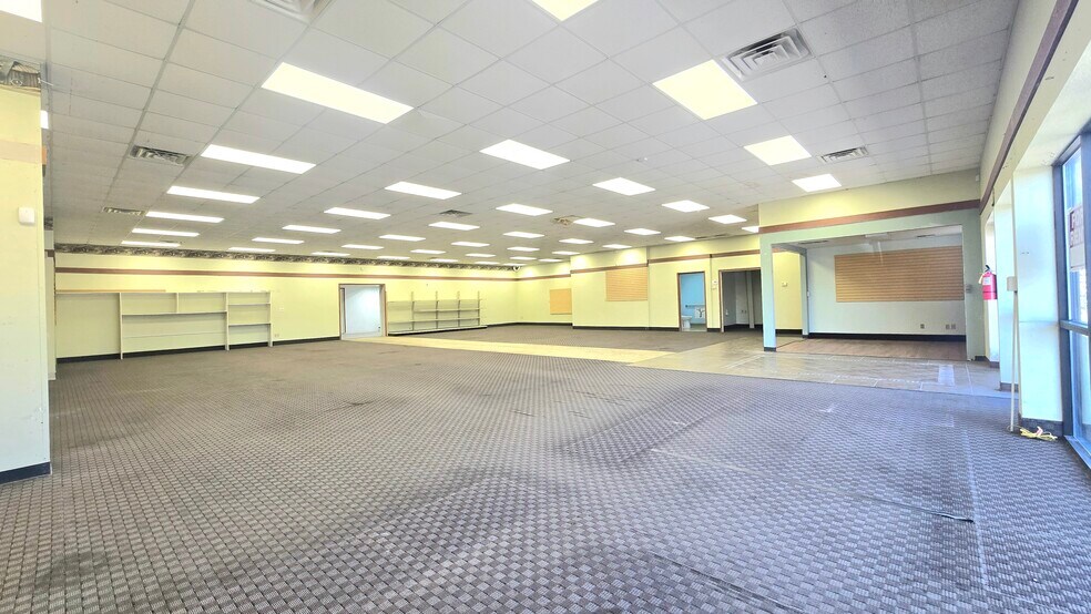 More Photos Of 22755 Antelope Blvd, Red Bluff General Retail For Lease