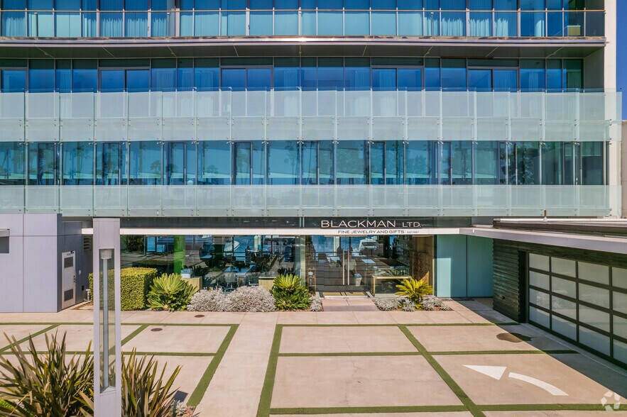 More Photos Of 3388 Via Lido, Newport Beach Office Residential For Lease