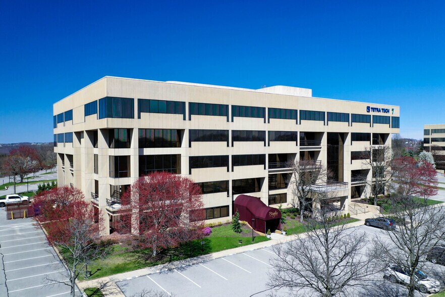 More Photos Of 661 Andersen Dr, Pittsburgh Office For Lease