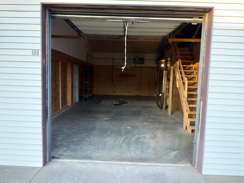 More Photos Of 28996 C Dr N, Albion Self Storage For Lease