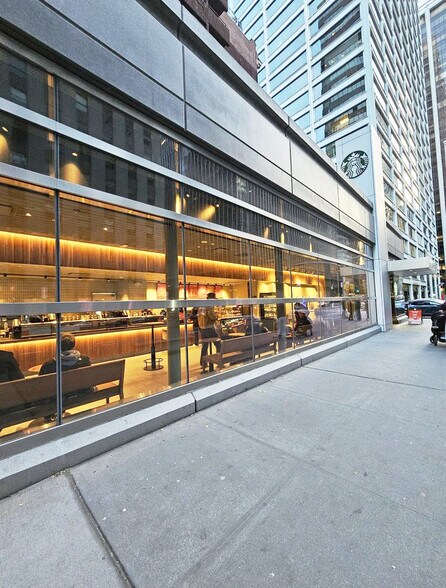 More Photos Of 160 Front St, New York Apartments For Sale