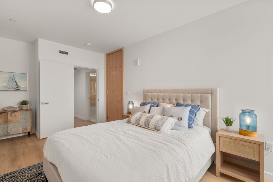 More Photos Of 120 Nantasket Ave, Hull Apartments For Sale