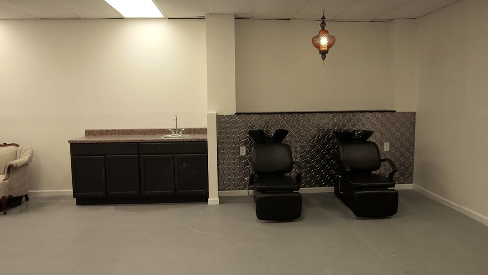 More Photos Of 1429 San Marco Blvd, Jacksonville General Retail For Sale