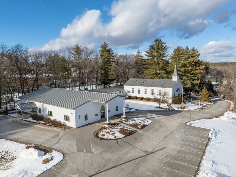 Primary Photo Of 646 Daniel Webster Hwy, Merrimack Specialty For Lease