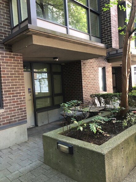 More Photos Of 1060 Hornby St, Vancouver Multifamily For Sale