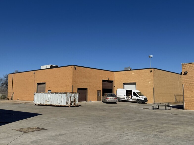 More Photos Of 4200 W Harry St, Wichita Industrial For Sale