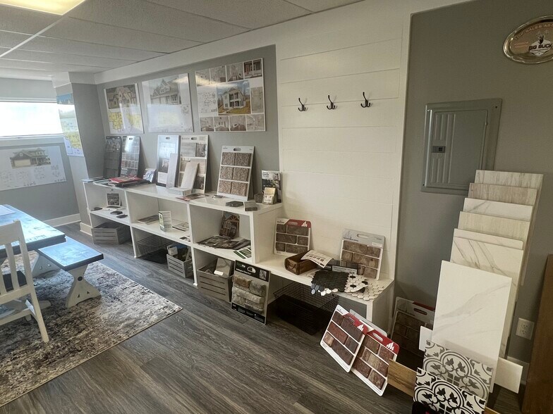 More Photos Of 2850 Westside Dr, Cleveland Medical For Lease