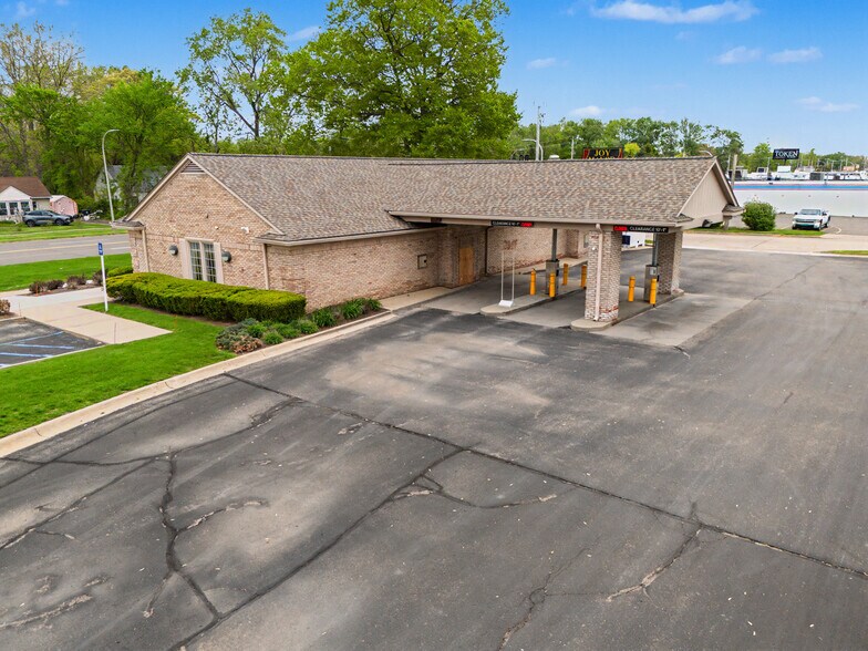 More Photos Of 29049 Joy Rd, Westland Bank For Sale