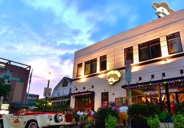 Primary Photo Of 2 W Pennsylvania Ave, Towson Restaurant For Lease