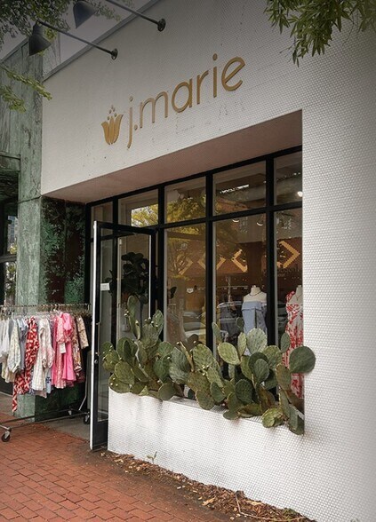 More Photos Of 1814-1818 21st Ave S, Nashville Freestanding For Lease
