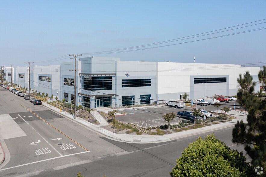 Primary Photo Of 1215 N Van Buren St, Anaheim Warehouse For Lease