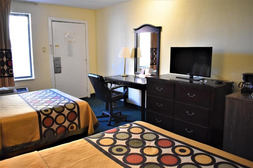 More Photos Of 175-181 S Tennessee Ave, Atlantic City Hotel For Sale