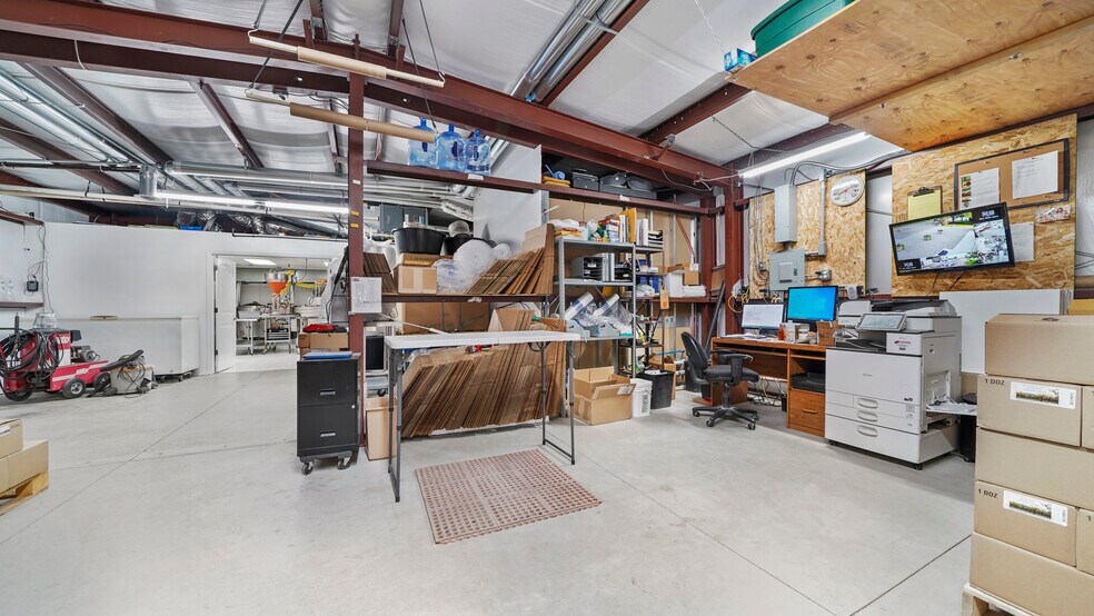 More Photos Of 3376 C Rd, Palisade Specialty For Sale