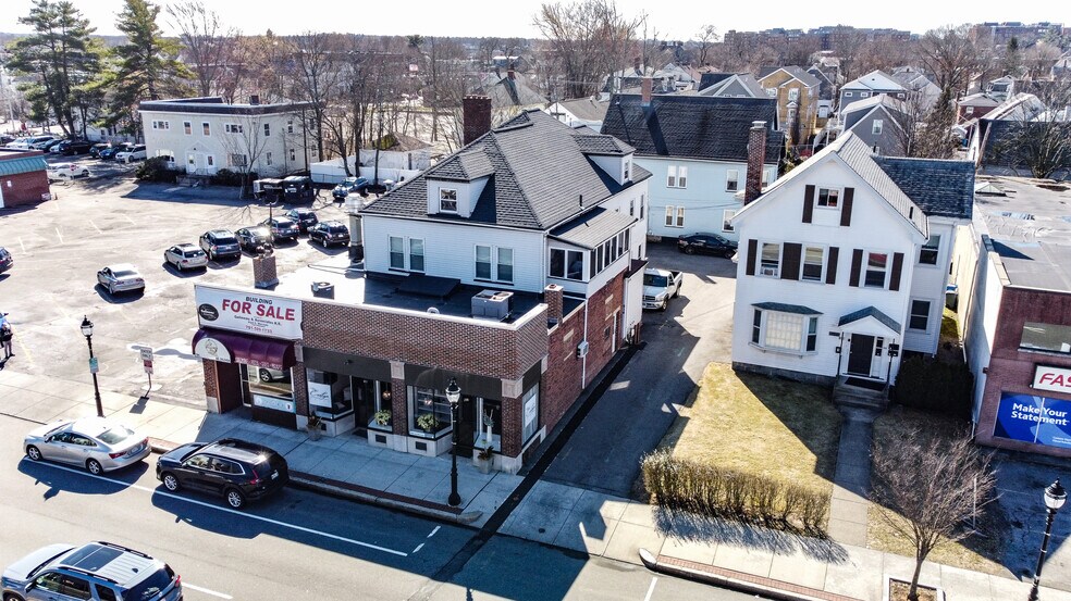 Primary Photo Of 916R Main St, Waltham Storefront Retail Residential For Sale