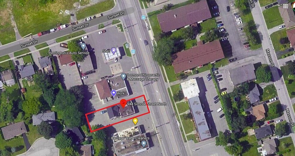 More Photos Of 944A Simcoe St N, Oshawa Freestanding For Lease