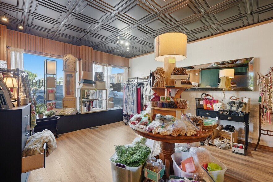 More Photos Of 104 W Main St, Albion General Retail For Sale