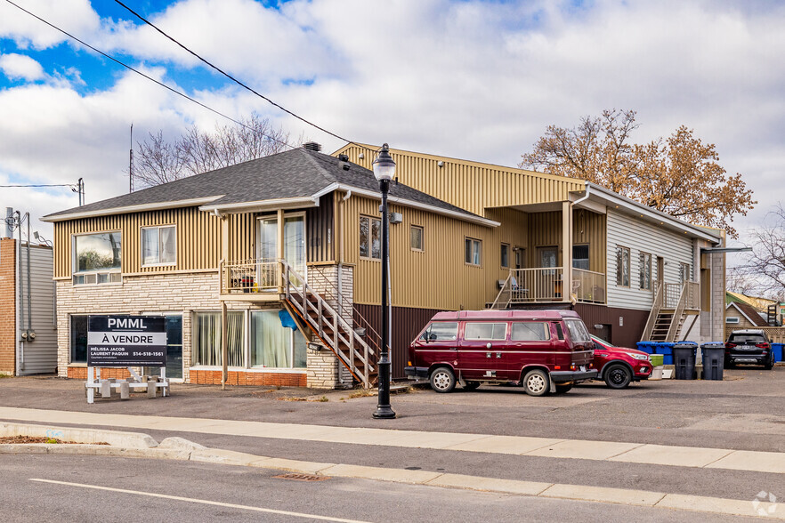 Primary Photo Of 1921-1929 Boul Édouard, Longueuil Storefront Retail Residential For Sale