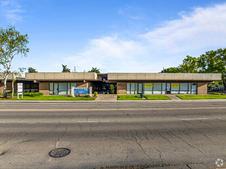Primary Photo Of 1212 W Robinhood Dr, Stockton Unknown For Lease