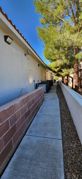 More Photos Of 4425 S Pecos Rd, Las Vegas Medical For Sale