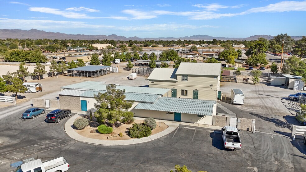 More Photos Of 5000-5010 N Jones Blvd, Las Vegas Veterinarian Kennel For Sale