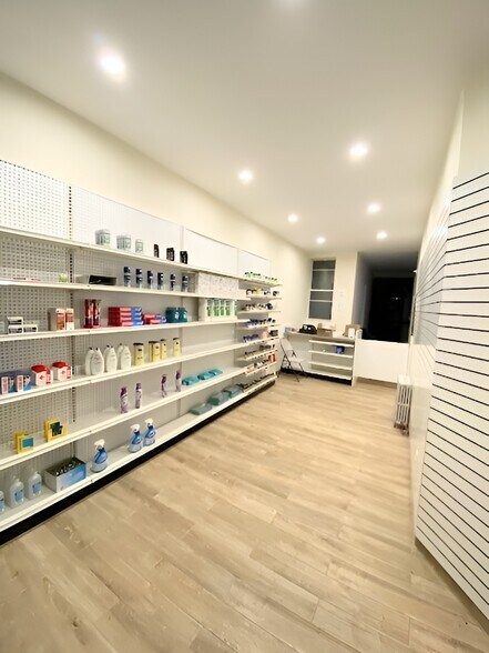 More Photos Of 54-10 Flushing Ave, Flushing Storefront Retail Residential For Lease